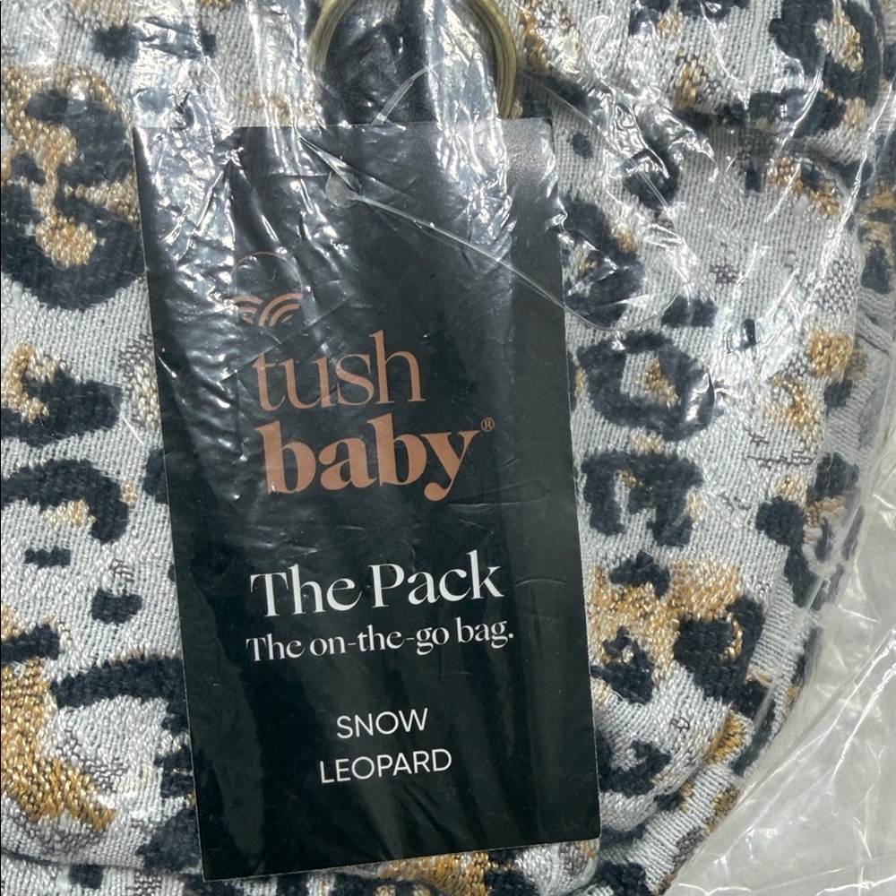 TushBaby The Pack in Snow Leopard Baby Bag - Picture 4 of 4